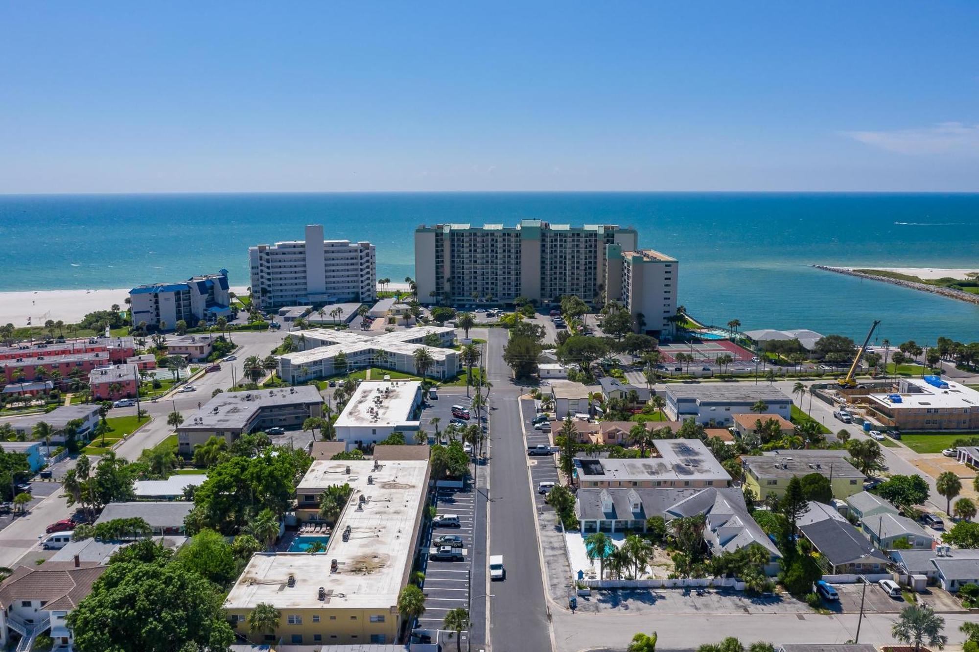 Beach/Discount/Parking/Walkable Villa St. Pete Beach Exterior photo